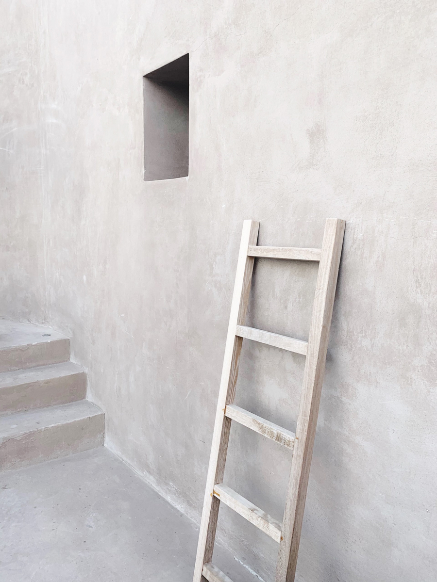 Evolvere Psychology - Los Angeles Therapy: European stairs and ladder depicting the limitations of traditional psychology approaches